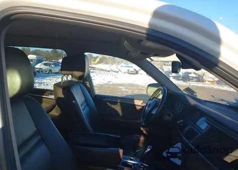 2012 BMW X5 xDrive35I/xDrive35I Premium/xDrive35I Sport Activity z USA, uszkodzony, nr VIN 5UXZV4C5XCL748585